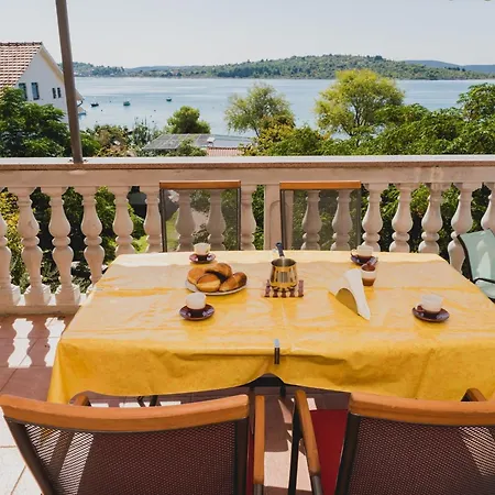 1 Bedroom Appartement *